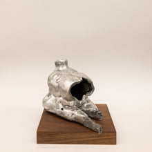 Indlæs billede til gallerivisning <font color="blue">Støt Lokal Kunst</font><br>STYRKE<br>19x19x17 cm.<br><font color="#c0c0c0">Aluminium</font>