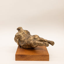 Load image into Gallery viewer, <font color="#CD7F32">Bronze sculpture</font><br>BRAVE<br>19x19x17 cm.