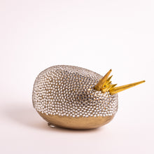 Indlæs billede til gallerivisning Ædelsten - Gylden Krystal<br>Lille<br>Skulptur<br>17x8,5x10 cm.