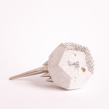 Indlæs billede til gallerivisning Savanne - Lille Pindsvin<br>Skulptur<br>8x5x6 cm.