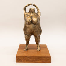 Load image into Gallery viewer, <font color="#CD7F32">Bronze sculpture</font><br>SHIELD<br>19x19x23 cm.
