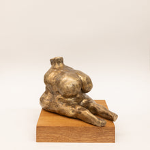 Load image into Gallery viewer, <font color="#CD7F32">Bronze sculpture</font><br>Strength<br>20x20x17 cm.
