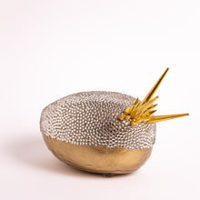 Indlæs billede til gallerivisning Ædelsten - Gylden Krystal&lt;br&gt;Stor&lt;br&gt;Skulptur&lt;br&gt;20x11,5x12,5 cm.
