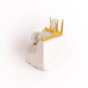 Savanne - Måneformørkelse - Trommer & Dans<br>Skulptur<br>10x10x15.5 cm.