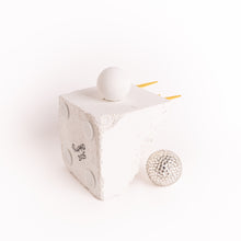 Indlæs billede til gallerivisning Savanne - Måneformørkelse - Trommer &amp; Dans&lt;br&gt;Skulptur&lt;br&gt;10x10x15.5 cm.
