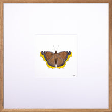 Load image into Gallery viewer, Torchbearer<br>Golden Queen<br>50 x 50 cm.
