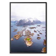 Indlæs billede til gallerivisning Henningsvær&lt;br&gt;50x70 cm.
