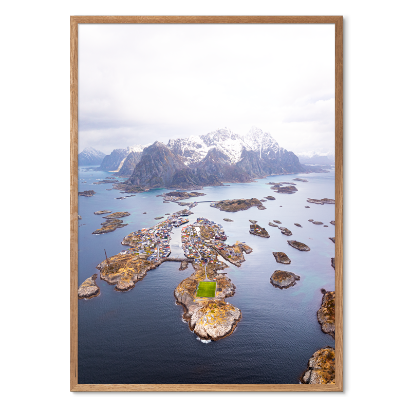 Henningsvær<br>50x70 cm.
