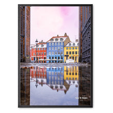 Indlæs billede til gallerivisning Mirror Mirror&lt;br&gt;&lt;font color=&quot;#F4C430&quot;&gt;Special Edition&lt;/font&gt;
