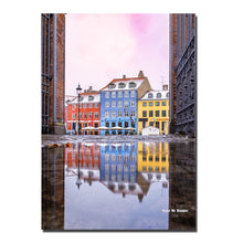 Indlæs billede til gallerivisning Mirror Mirror&lt;br&gt;&lt;font color=&quot;#F4C430&quot;&gt;Special Edition&lt;/font&gt;
