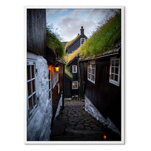 Indlæs billede til gallerivisning Narrow Streets&lt;br&gt;&lt;font color=&quot;#F4C430&quot;&gt;Special Edition&lt;/font&gt;

